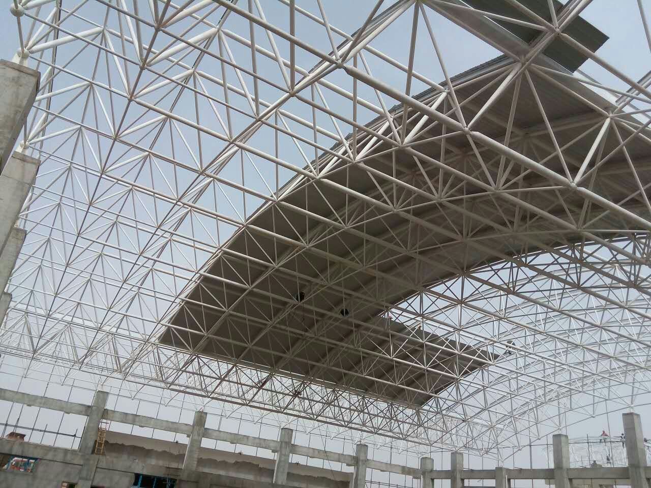 长乐青岛一汽网架